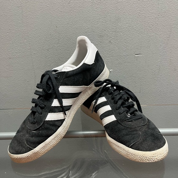 Adidas Gazelle Black and White Sneakers - Picture 5 of 7
